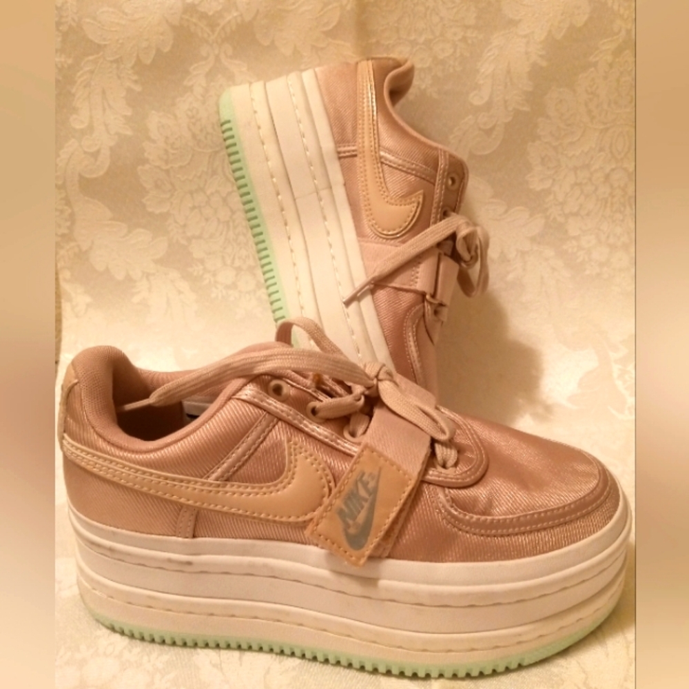 NIKE Vandal 2X Platform Sneakers Particle Beige Pink Women Sz 6